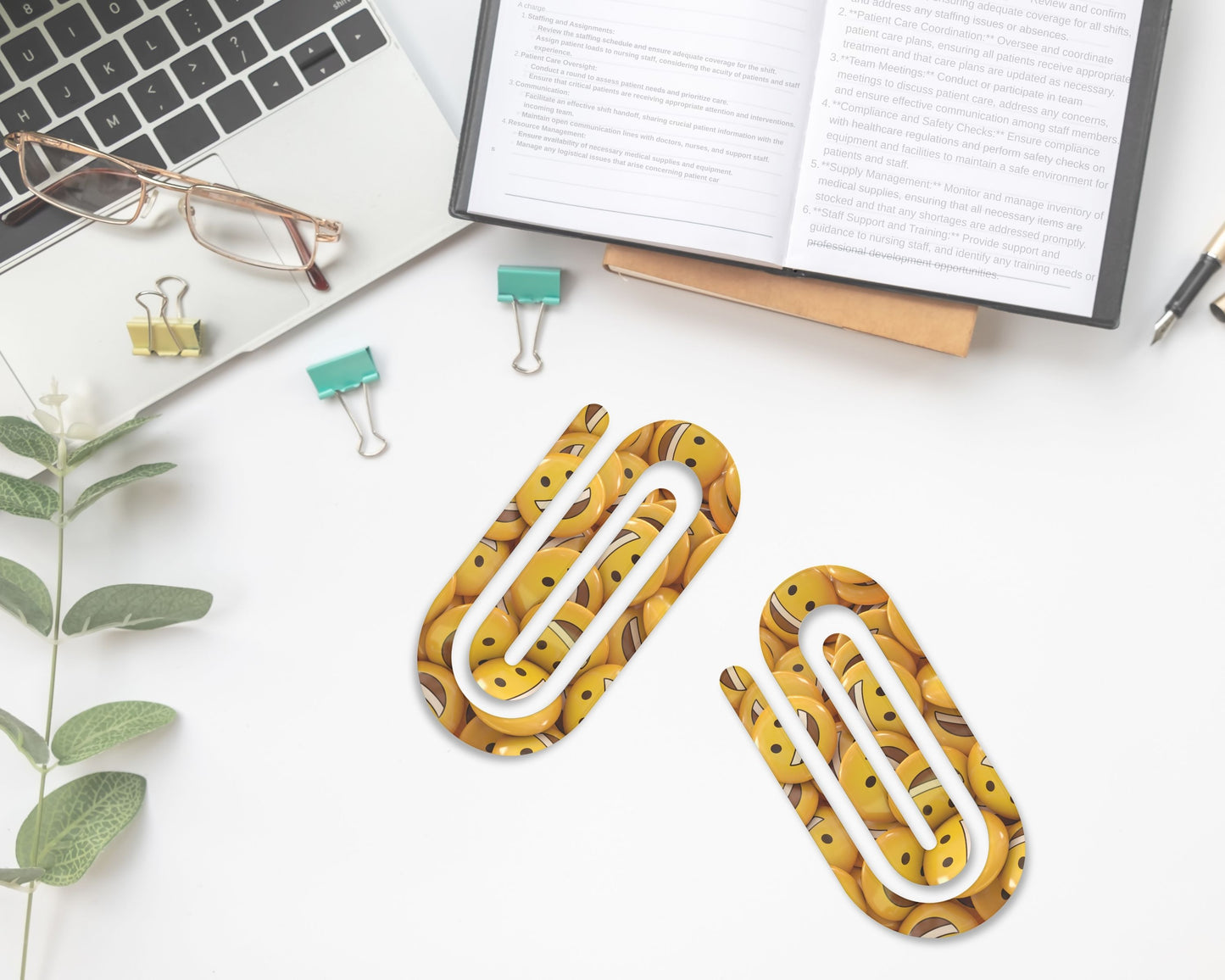 Smiley Faces Jumbo Paperclip