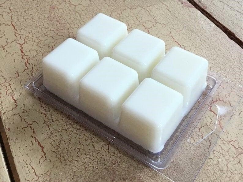 Strawberry Cheesecake - Soy Wax Melts - KKH Candles
